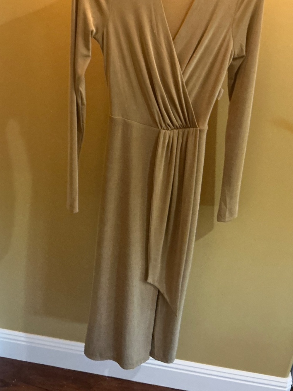 Dress - Picture 3 of 13